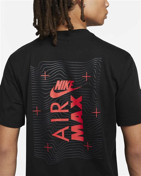 nike t shirt mit schuhen